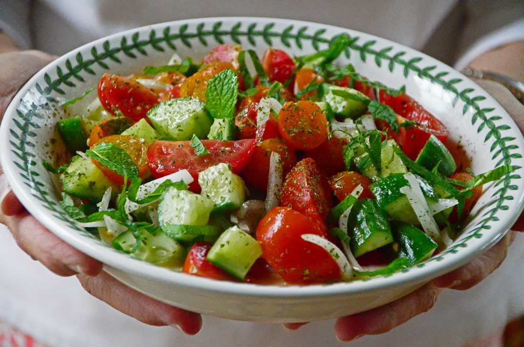 Cucumber-Tomato-Salad_foodguruz.in